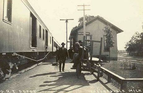 GR&I Shelbyville Depot and Train
